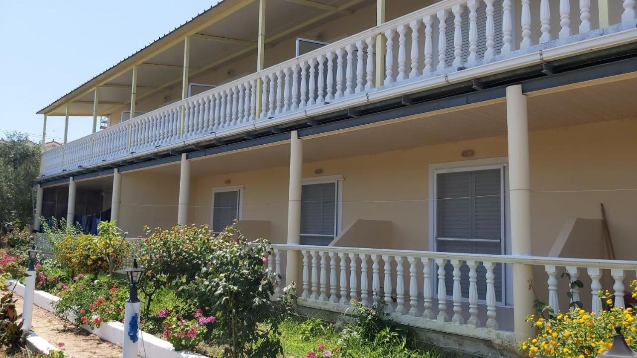 Casa Dyonisia Tsilivi Aparthotel Plános Eksteriør bilde